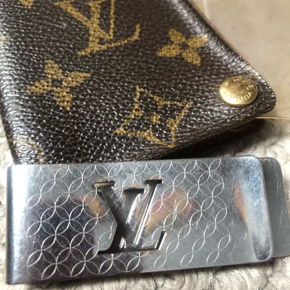 Louis Vuitton credit card holder and money clip - Picture 2 of 10